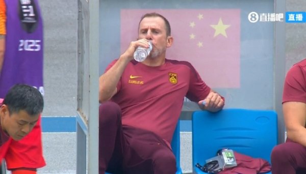 领航优配 久尔杰维奇东亚杯后将卸任, 中国足协已同步开启国足新帅选聘工作