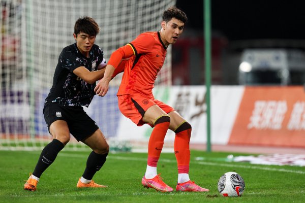 展鹏配资 国足抗韩福将? 22岁红星成新版于大宝! 中超19场0球+为国9场进7球
